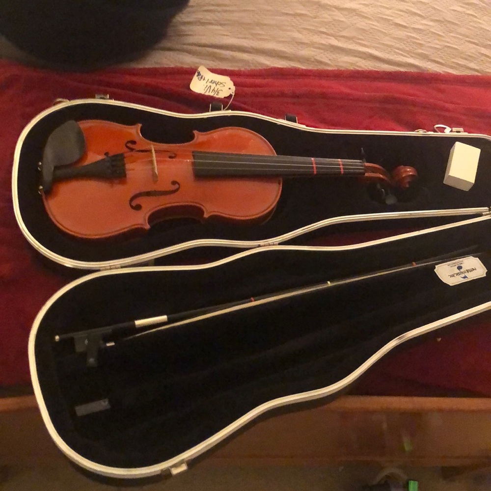 Violin - Picture 4 of 4